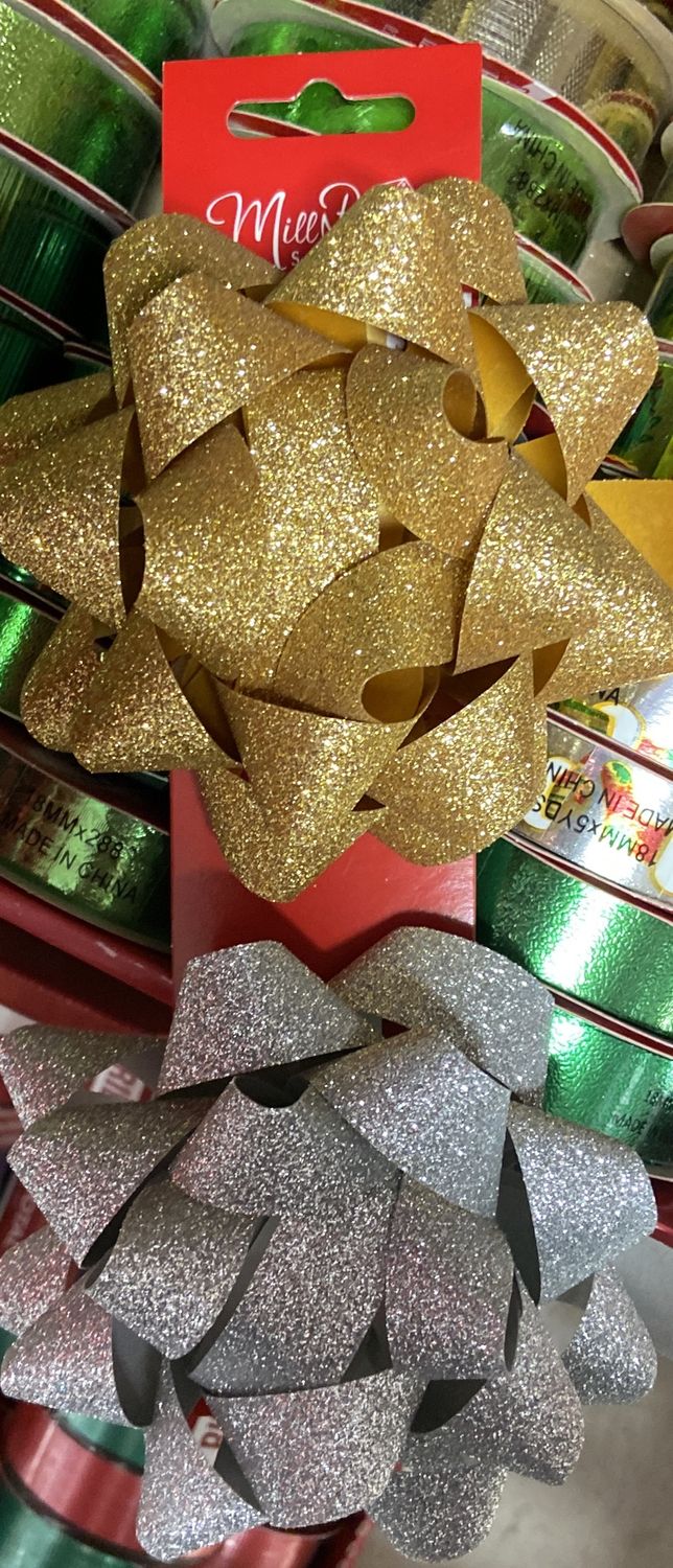 MillBrook: 2x Xmas Sparkly Gold &amp; Silver Bows