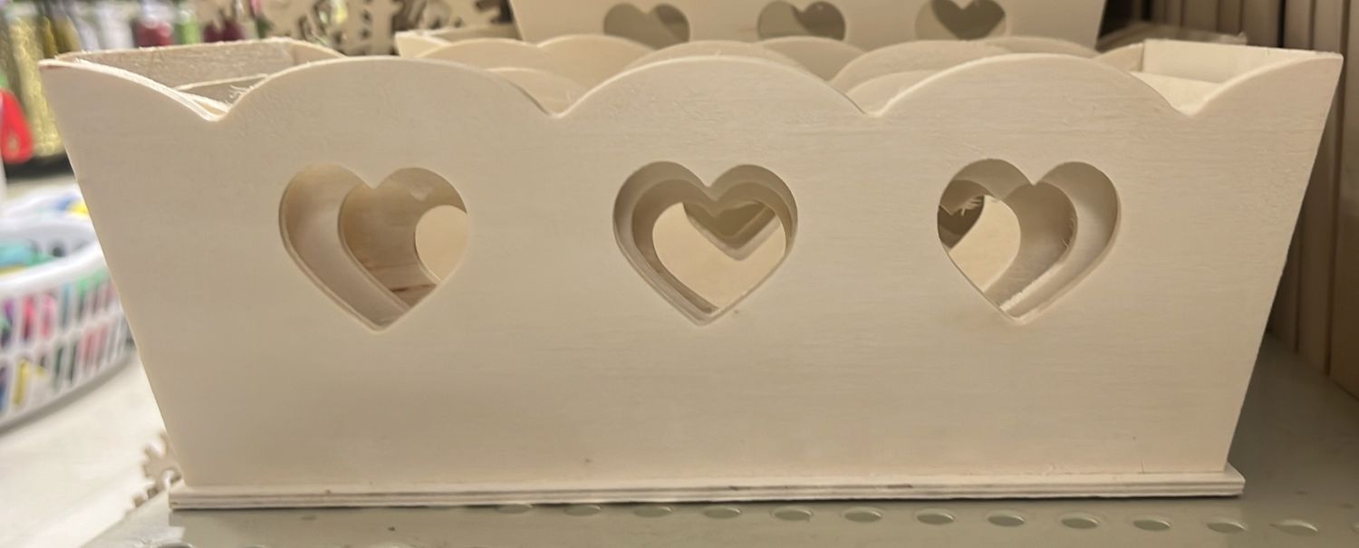 Mini Wooden Tray (Hearts WS925)