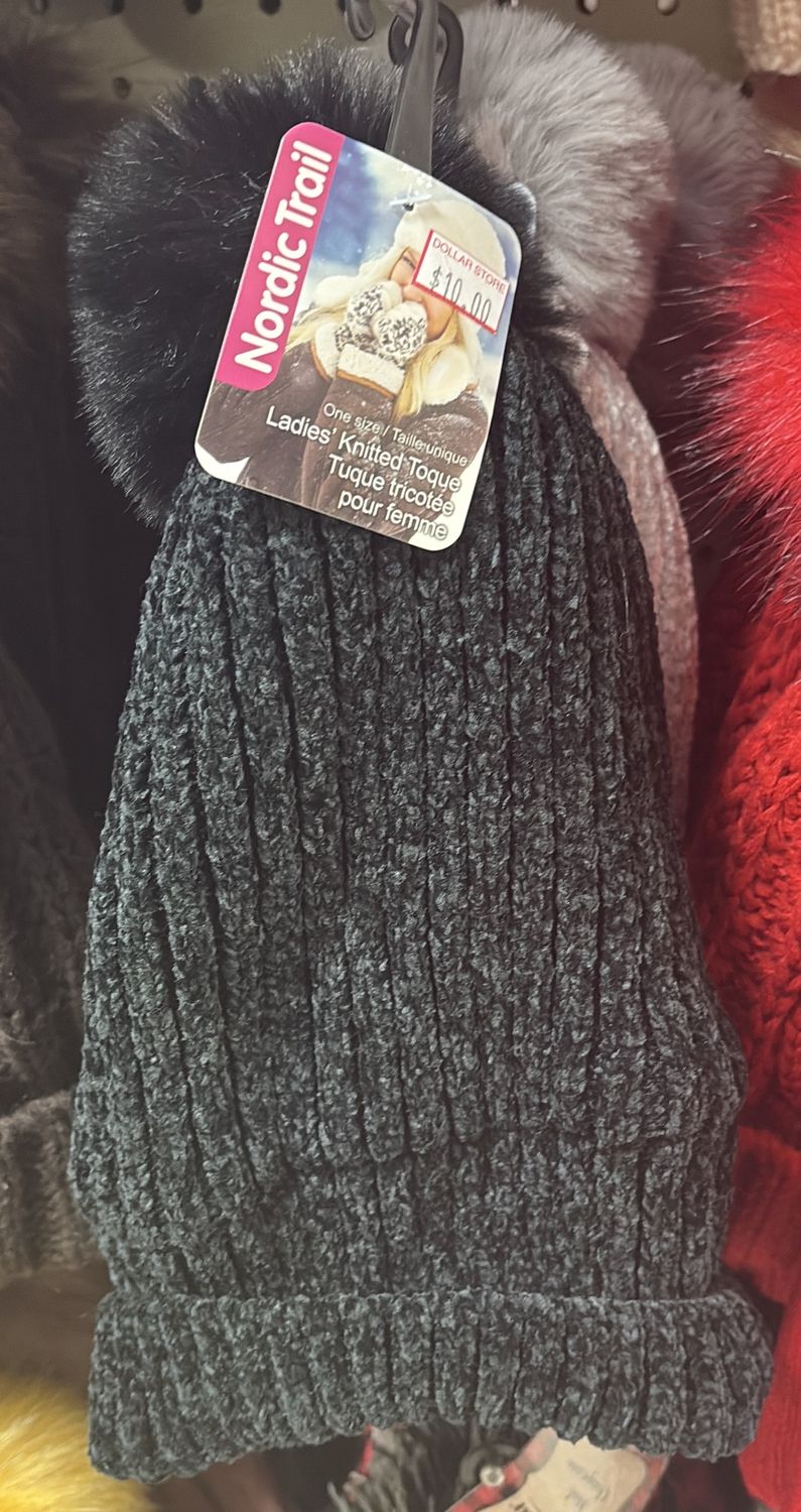 Ladies knitted toque..