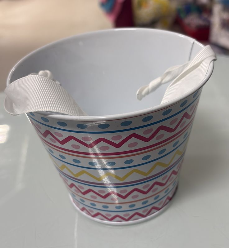 Easter metal bucket