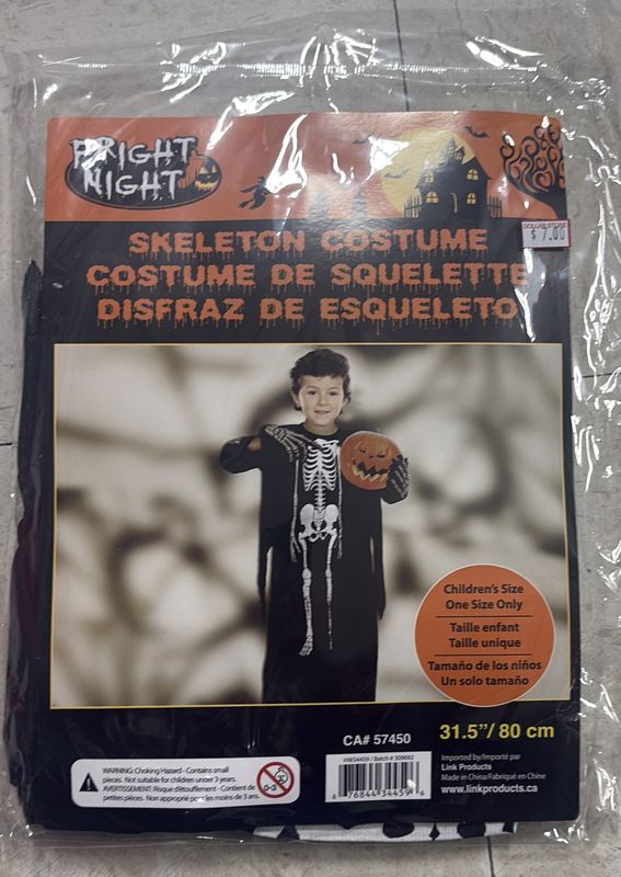 Skeleton costume halloween