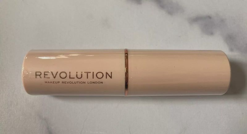 1 Piece - REVOLUTION Fast Base Stick Foundation Shade F11 New Sealed