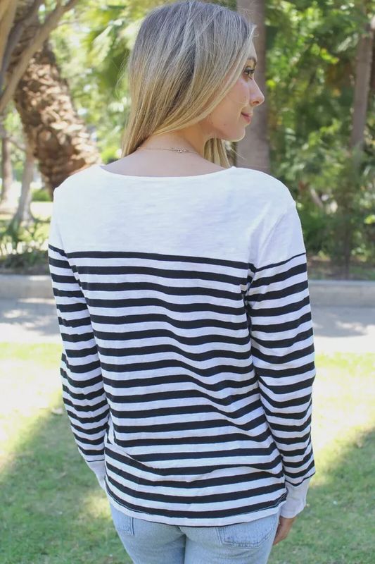 Women's Petite Round Neck Long Sleeves Stripes Top
