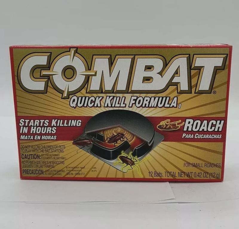 Combat Quick Kill Roach 12 Bait Stations