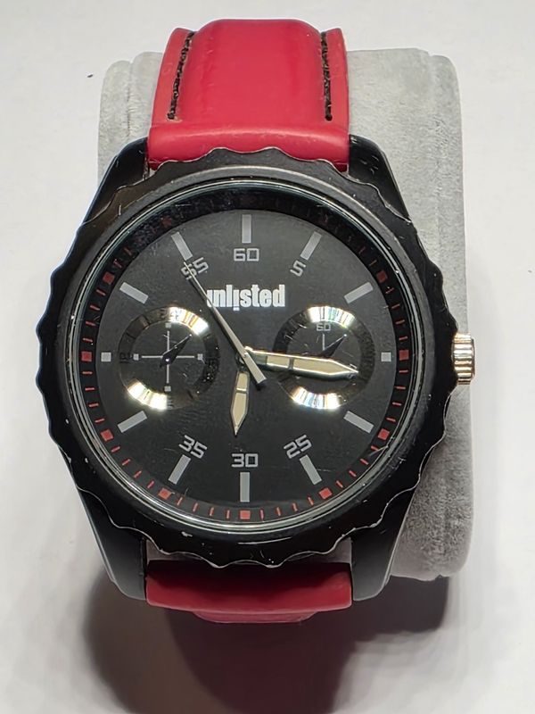 Unlisted Watch pre owned