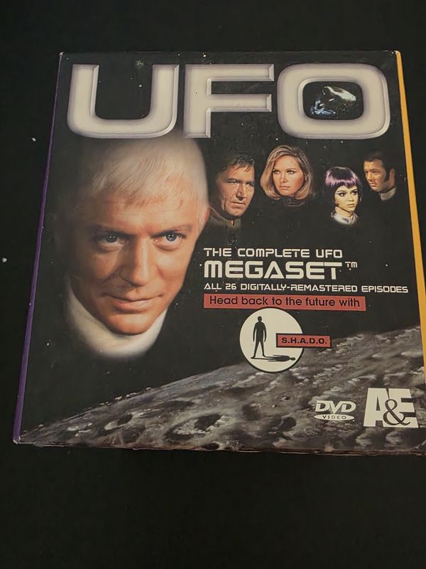 Gerry Anderson UFO - Complete Mega set (DVD, 2003, 8-Disc Set) A&amp;E Sci-Fi Series pre owned