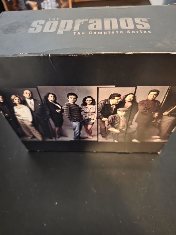 The Sopranos HBO Complete Series DVD (2012) 30-Disc Set - 86 episode 6 Seasons