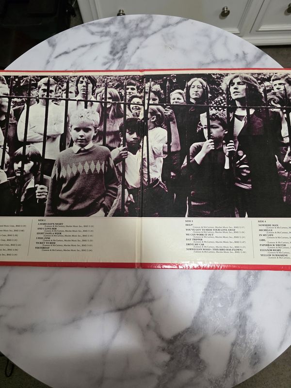The Beatles 62 - 66 Mono Double Gatefold Album Vinyl Pre Owned