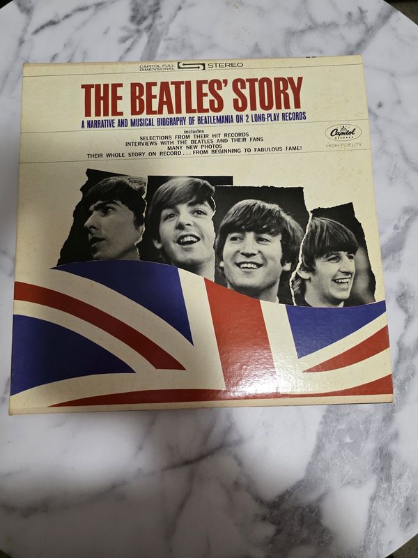 THE BEATLES &quot;The Beatles&#39; Story&quot; Stereo 2LP Original 1964 Capitol STBO-2222 Vinyl pre owned