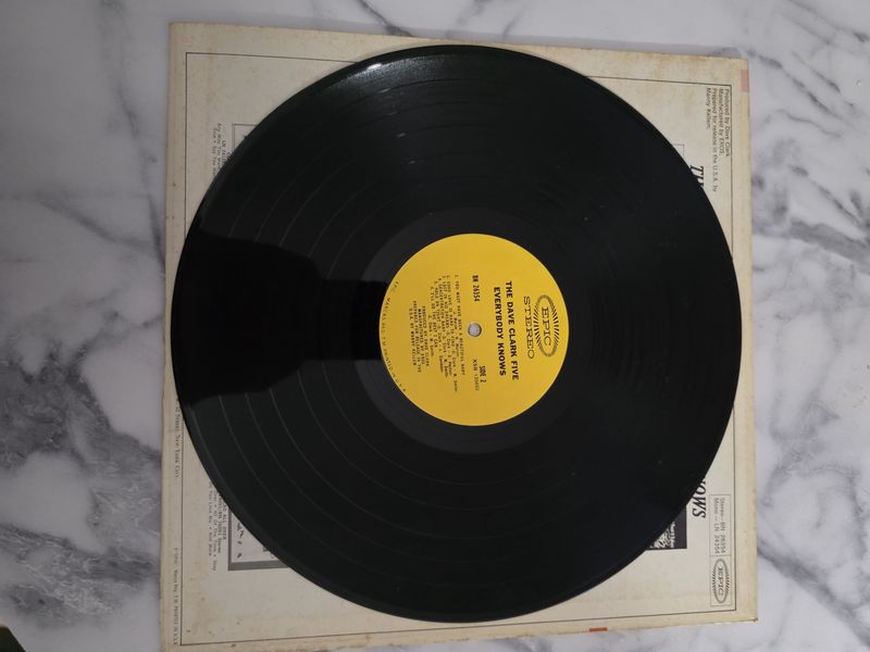 Dave Clark Five / Everbody Knows Lp Vinyl Lp Epic 24354 MONO PRE OWNED