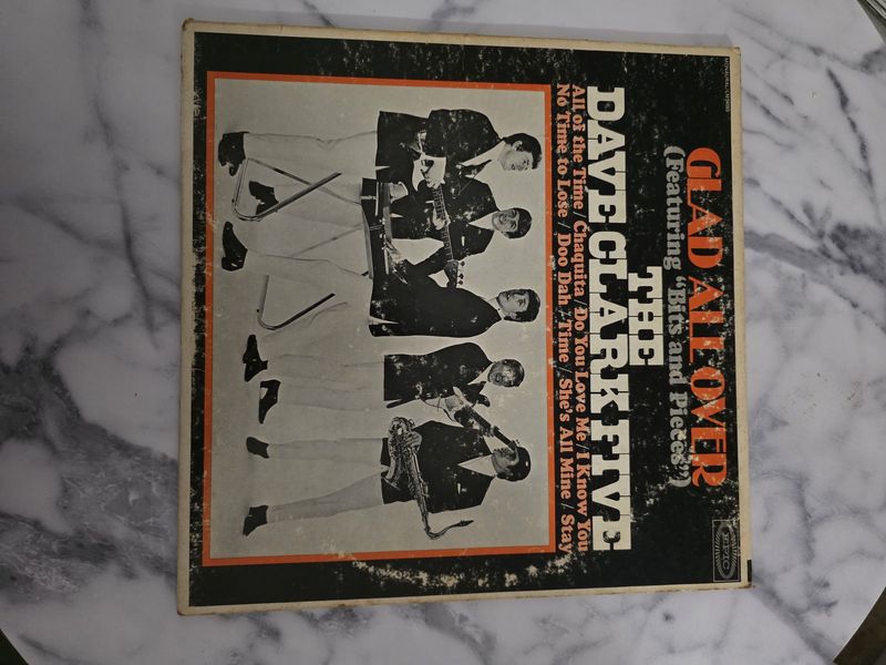 THE DAVE CLARK FIVE Glad All Over Vinyl LP 1964 Epic Records LN 24093 Rock PRE OWNED
