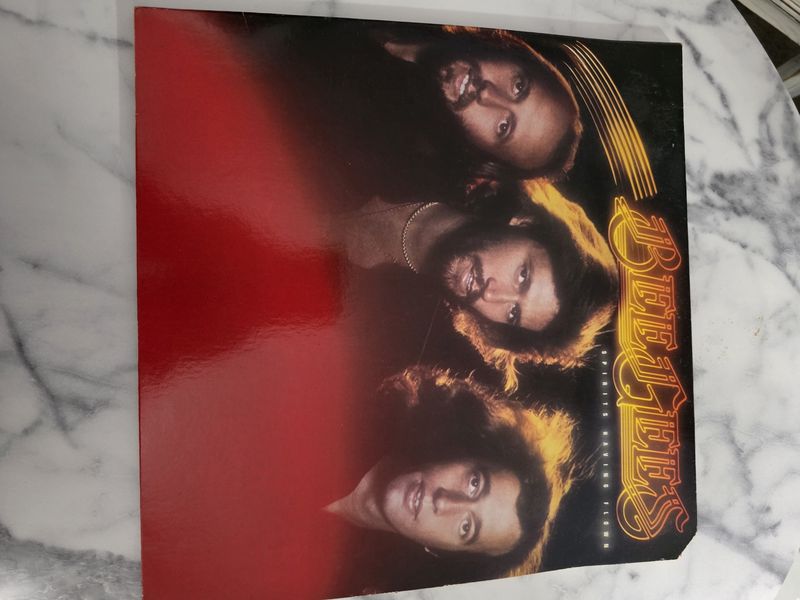 Bee Gees &#39;Spirits Having Flown&#39; Vinyl Record - 1979 - RS-1-3041 PRE OWNED
