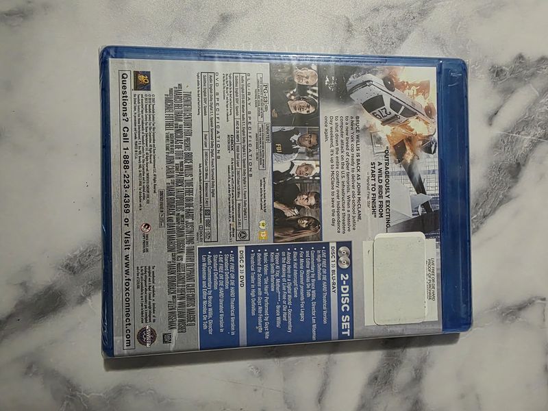 Die Hard: Live Free or Die Hard (Blu-ray/DVD, 2013, 2-Disc Set) New Sealed