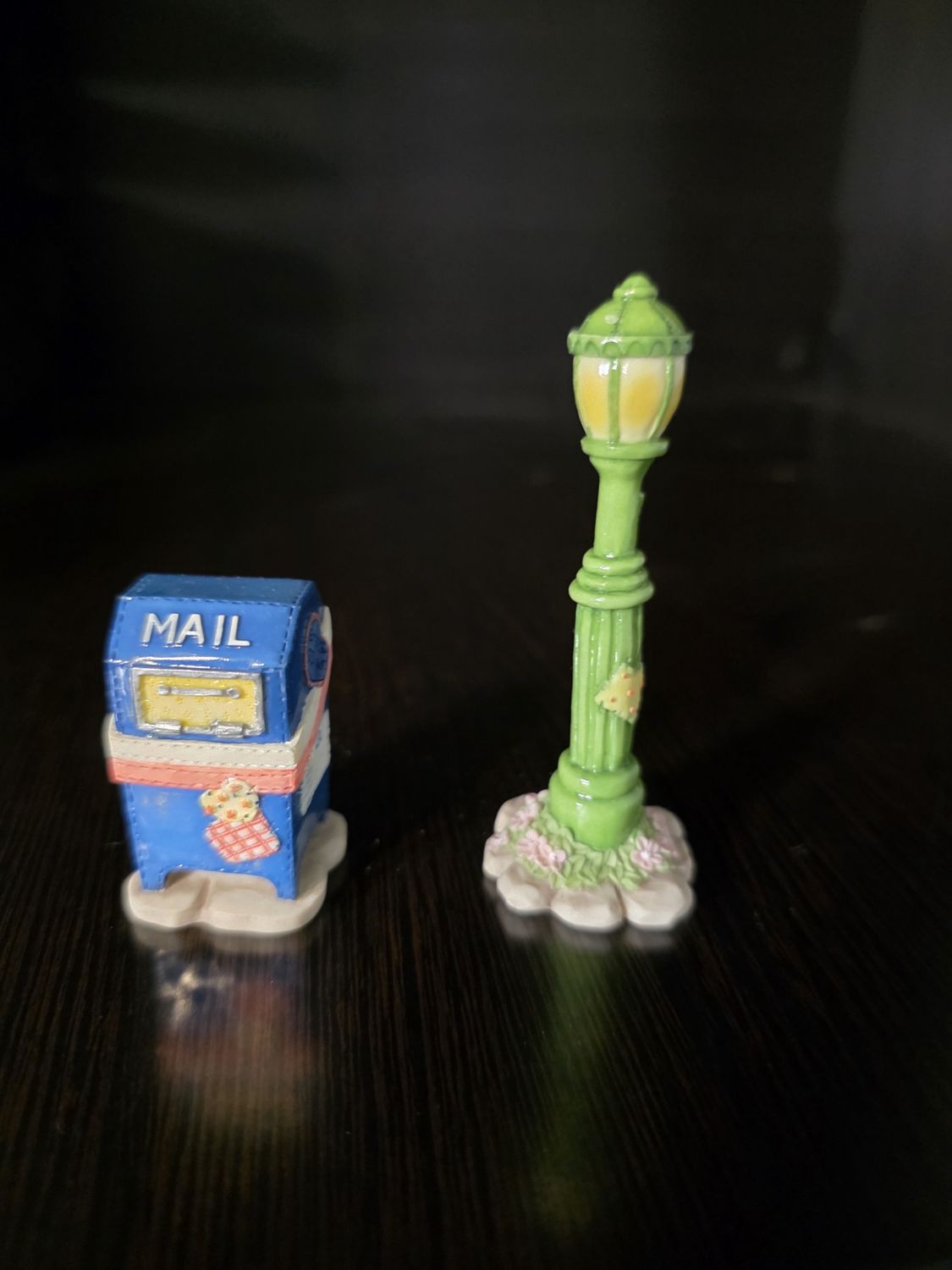 Cherished Teddies Members Only Accessory Mailbox Lamp post Fountain CT983  PR OWNED