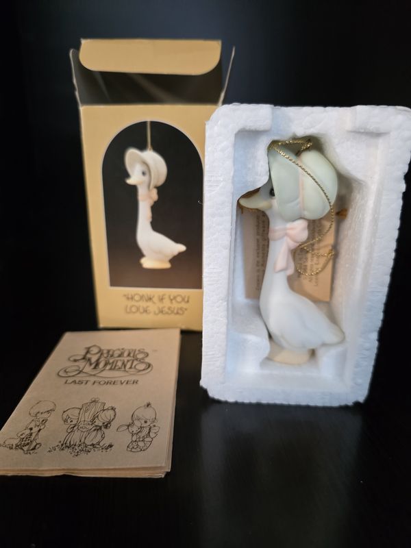 Precious Moments 15857 Honk If You Love Jesus 1985 Vintage Christmas Ornament WITH BOX PRE OWNED