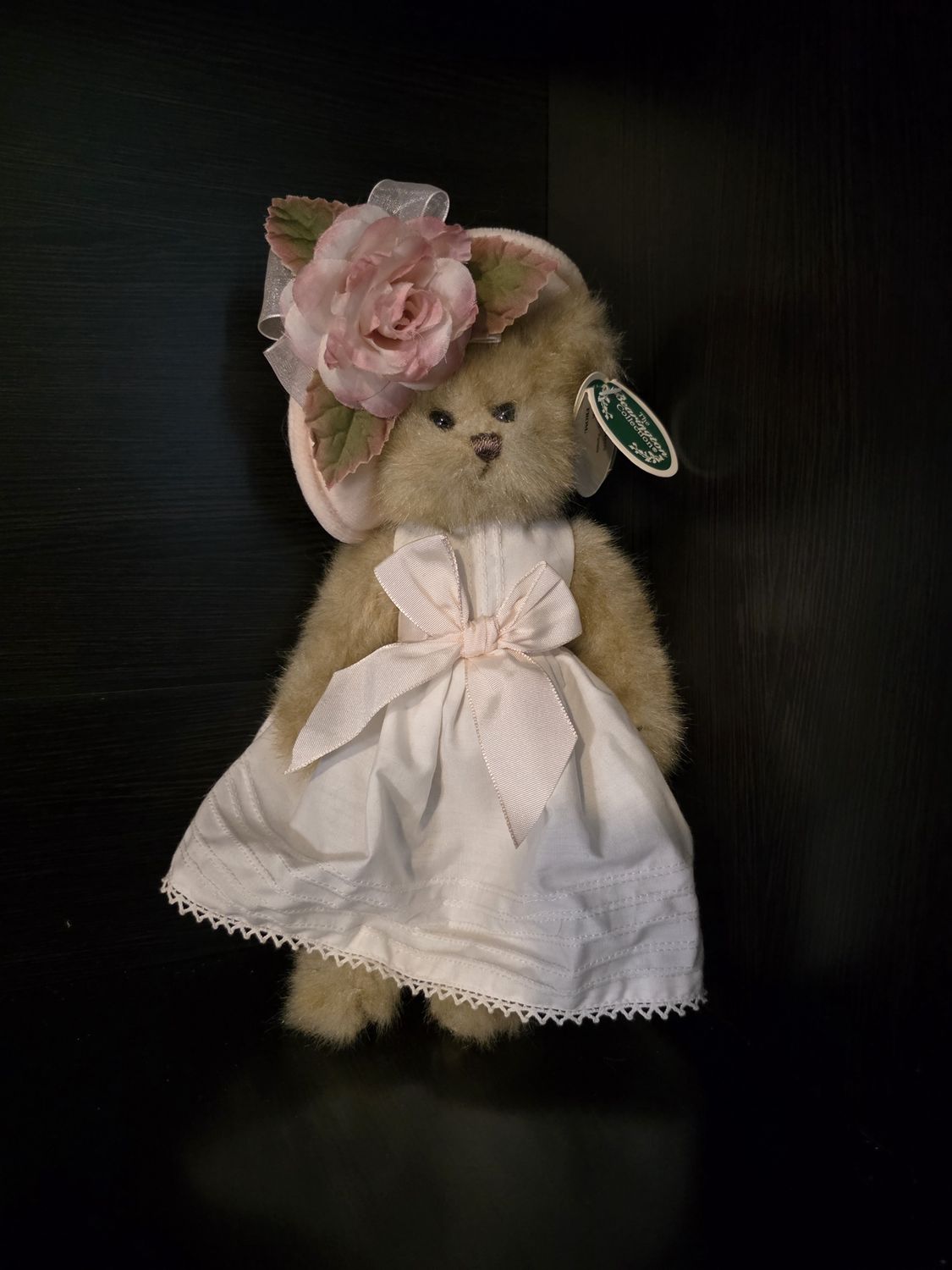Bearington Valentine Bear 14&quot; Rosie Heart 1910  With Tags WITH STAND NO BOX