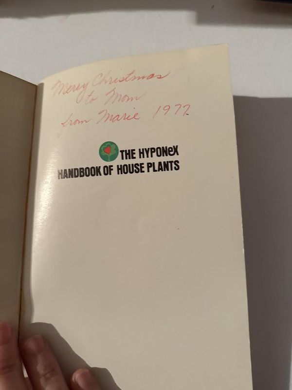 The Hyponex Handbook of Houseplants