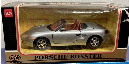 MotorMax Porsche BoxsterDie Cast Model 1/24 Scale Silver