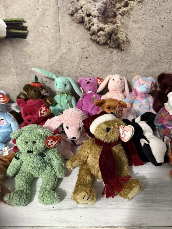 Huge Lot Beanie Babies with Tags