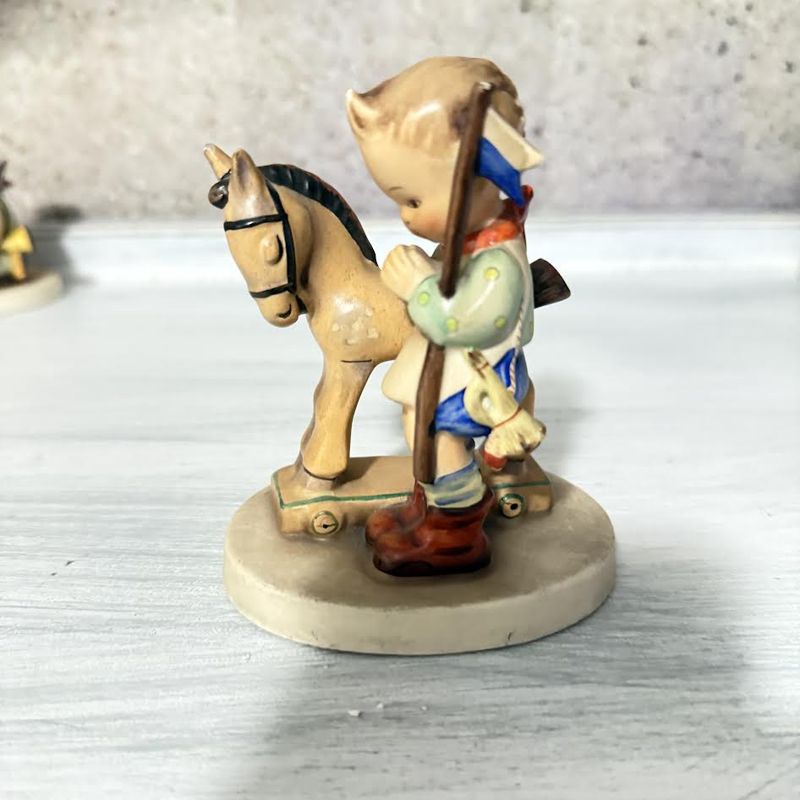 Vintage TMK1 Hummel Goebel Prayer Before Battle