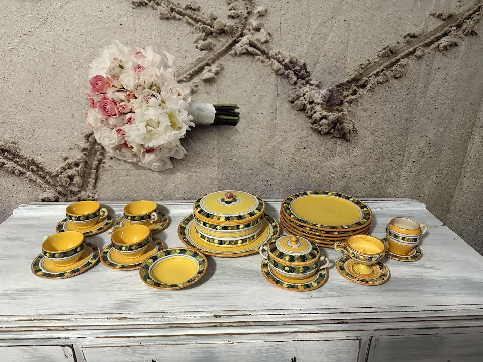 Vintage Della Robbia Coffee/Plate Set Majolica Italian Signed
