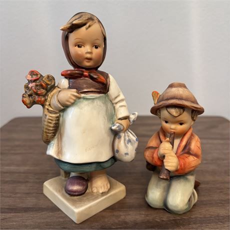 1950&#39;s TM2 Goebel Hummel Figurines Weary Wonderer &amp; Little Tooter
