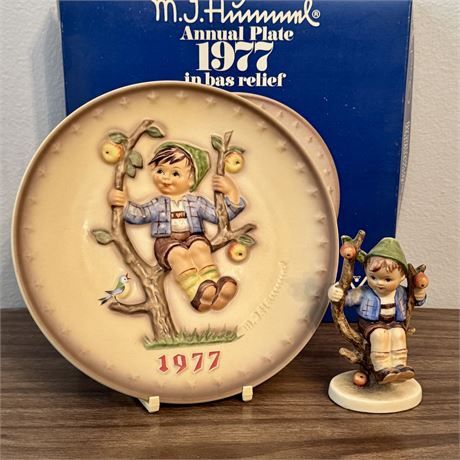 Hummel Goebel Apple Tree Boy Figurine TM2 &amp; 1977 Annual Plate