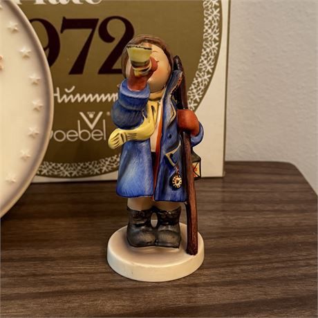 Hummel Goebel Hear Ye Hear Ye Figurine TMK5 &amp; 1972 Annual Plate