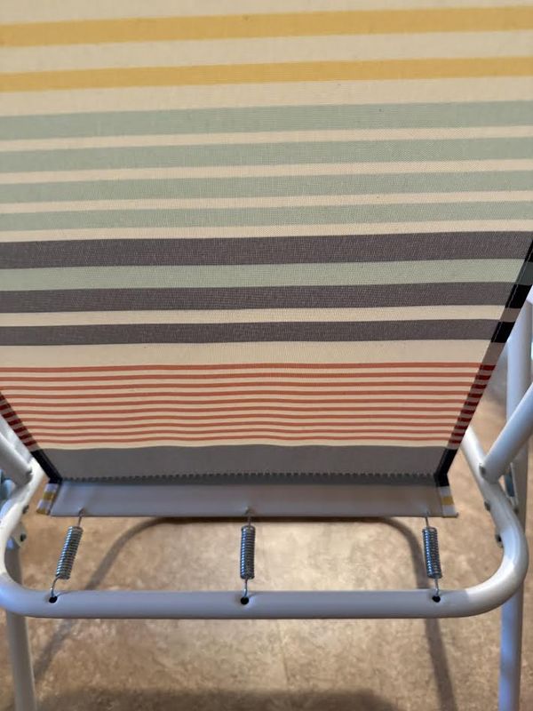 Folding Beach Chair, Lightweight Beach Chair with High Back, Portable Foldable Camping Chair Lawn Chair with Hard Armrest, Colorful Stripes