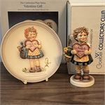 Hummel Goebel Valentine Gift 1972 Collector&#39;s Club Figurine &amp; Plate