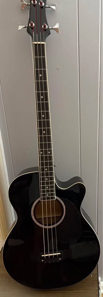 New Kraxon 4 String Bass Guitar Full Size