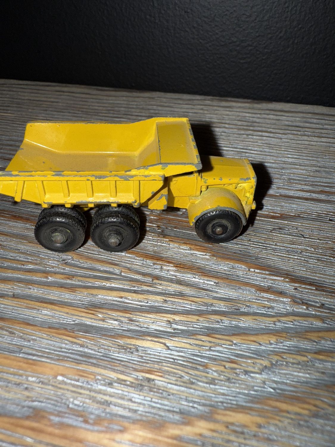 Matchbox Lesney No. 6 Yellow Euclid Dump Truck Vintage Die-Cast Construction