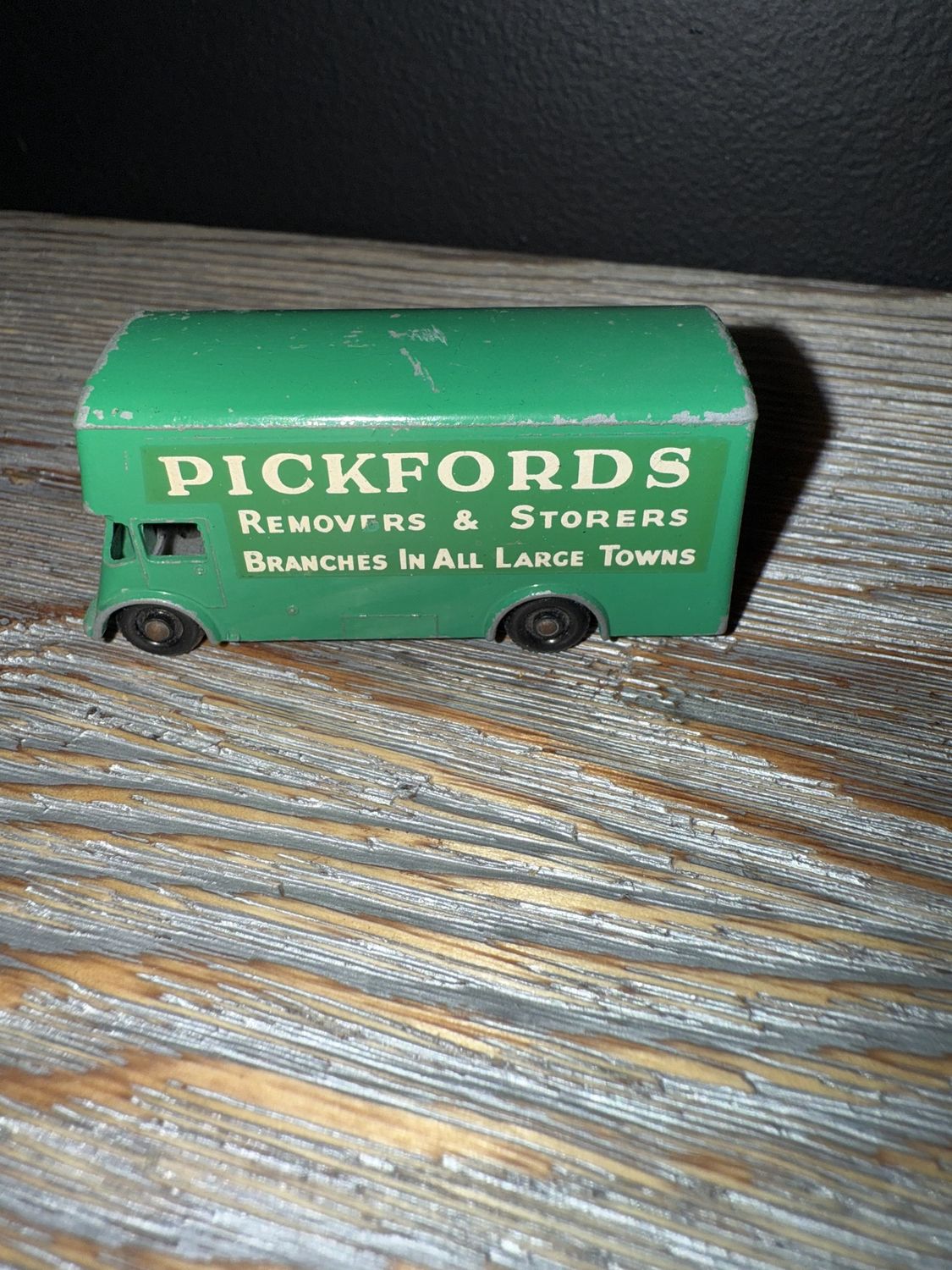 Vintage 1960 Lesney Matchbox #46 Pickfords Removal Van