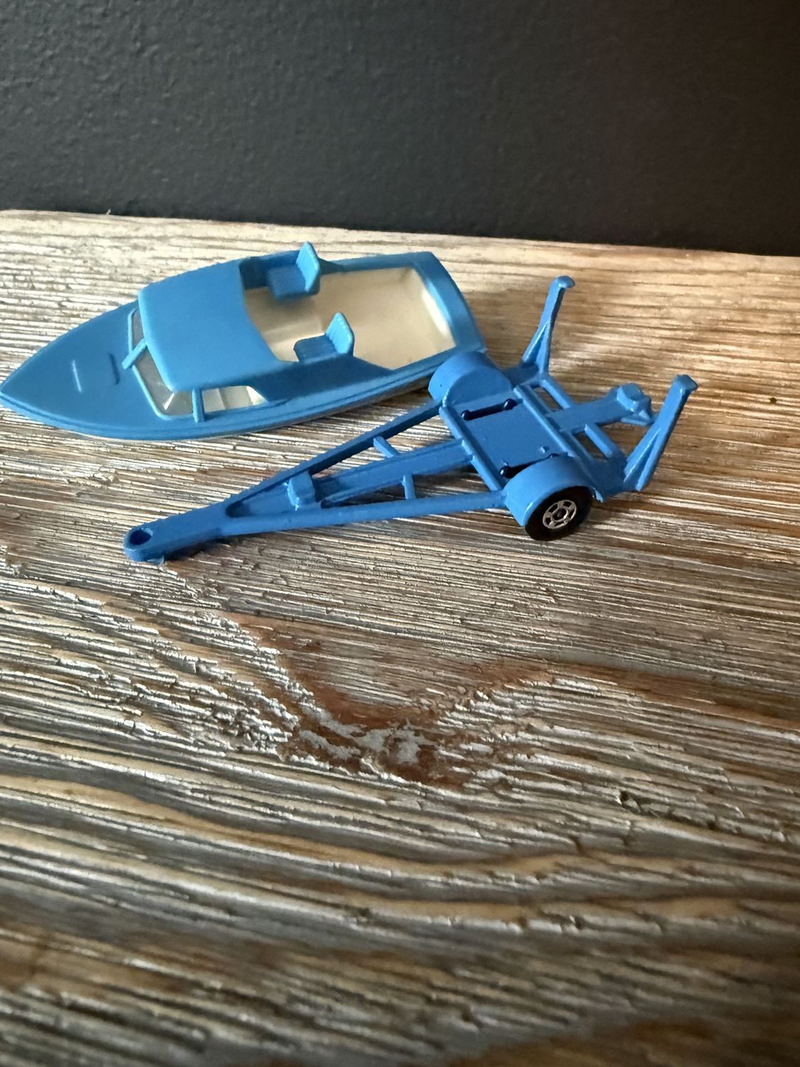 MATCHBOX LESNEY 9 BOAT AND TRAILER BLUE BOAT