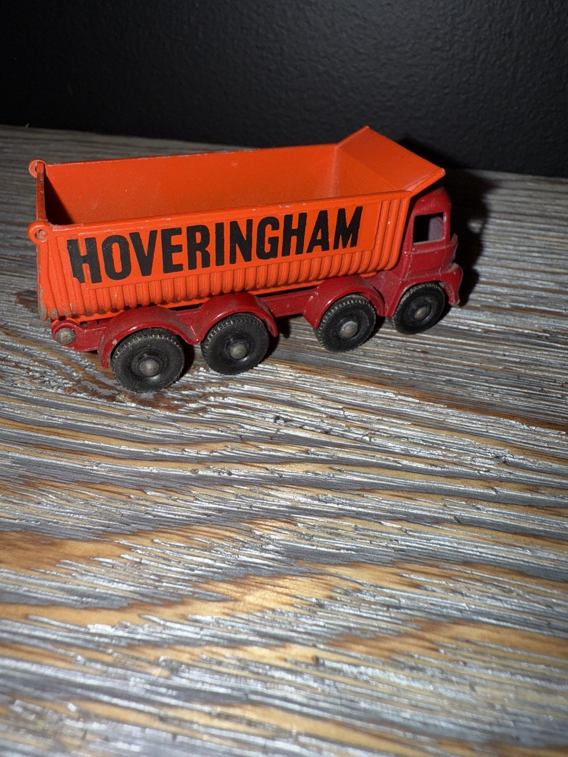 Matchbox Regular Wheels #17 Hoveringham 8 Wheel Tipper