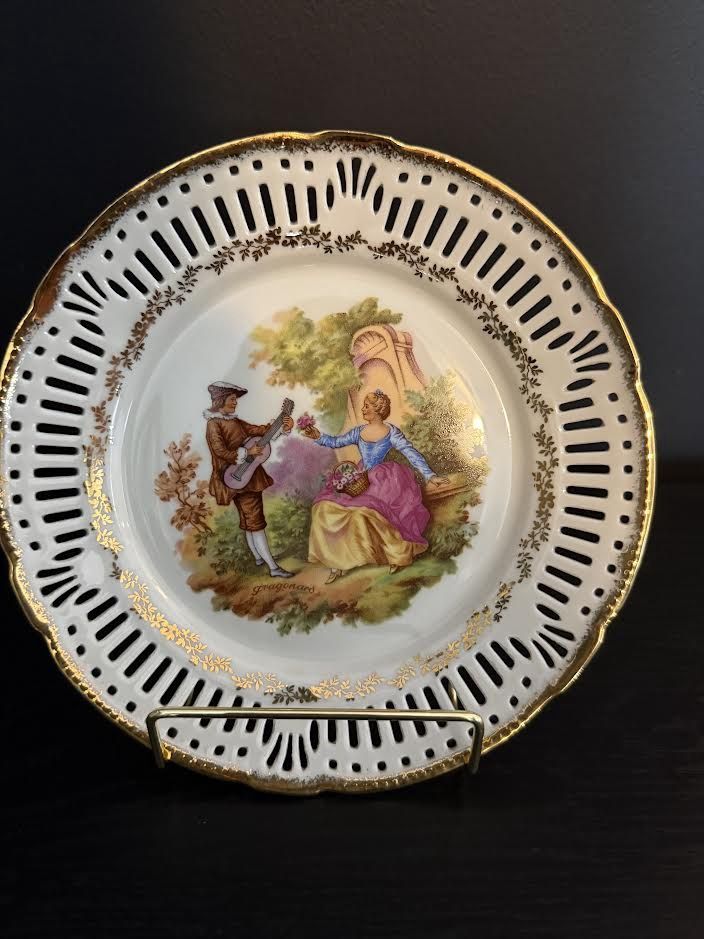 Vintage Schwarzenhummer BAVARIA Couple Courting Reticulated Small Plate, Romantic 18th style reticulated porcelain, Germany vintage