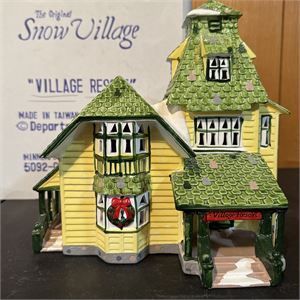 Dept 56 - Snow Village Resort Lodge - Snow Village Series - 50920 no cord
