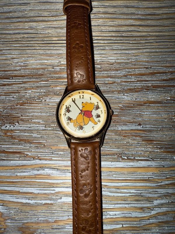 Disney Winnie the Pooh Authentic Original Disney Parks Stainless Steel Back Watch