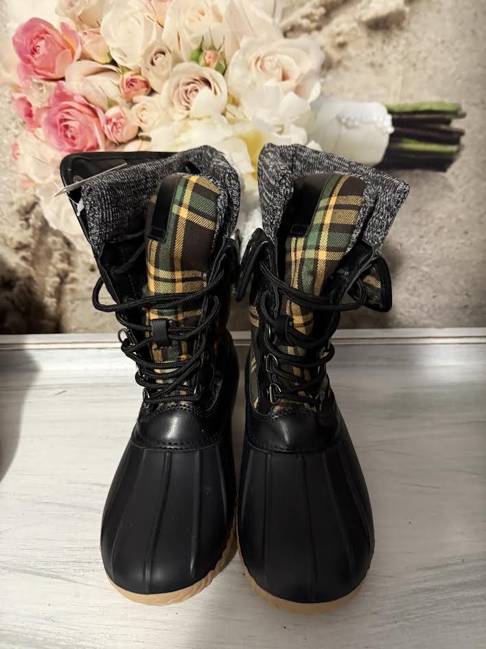 Henry Ferrera Mission 26 Plaid Womens Water Resisitant Boots Size 7 New