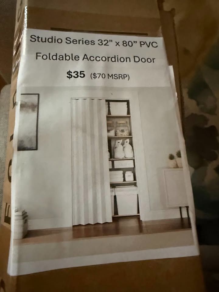 Studio Series White Oak 32&quot; x 80&quot; PVC Foldable Accordion Door