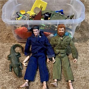 Vintage G.I. Joe 12&quot; Action Figures (Japanese, Adv. Team) &amp; Mixed Accessories