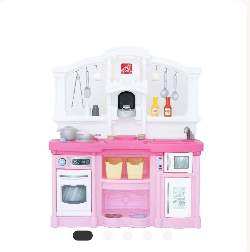 Step2 Fun with Friends Pink Toddler Kitchen Play Set W/Accessories