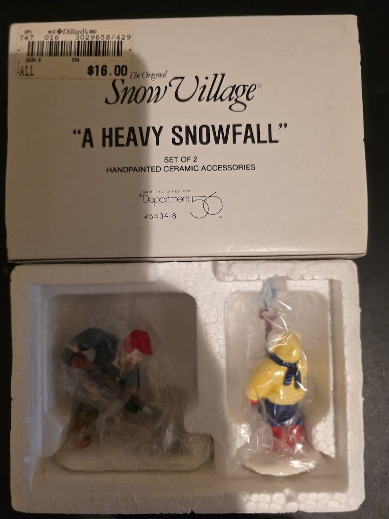 Dept 56 "A Heavy Snowfall" The Original Snow Village 2-Piece Accessory