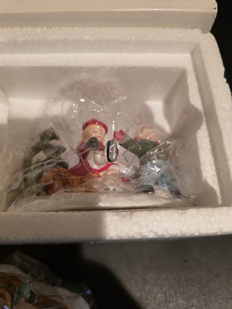 Dept 56 Original Snow Village ‘Skaters And Skiers’ Set of 3 in Box #5475-5
