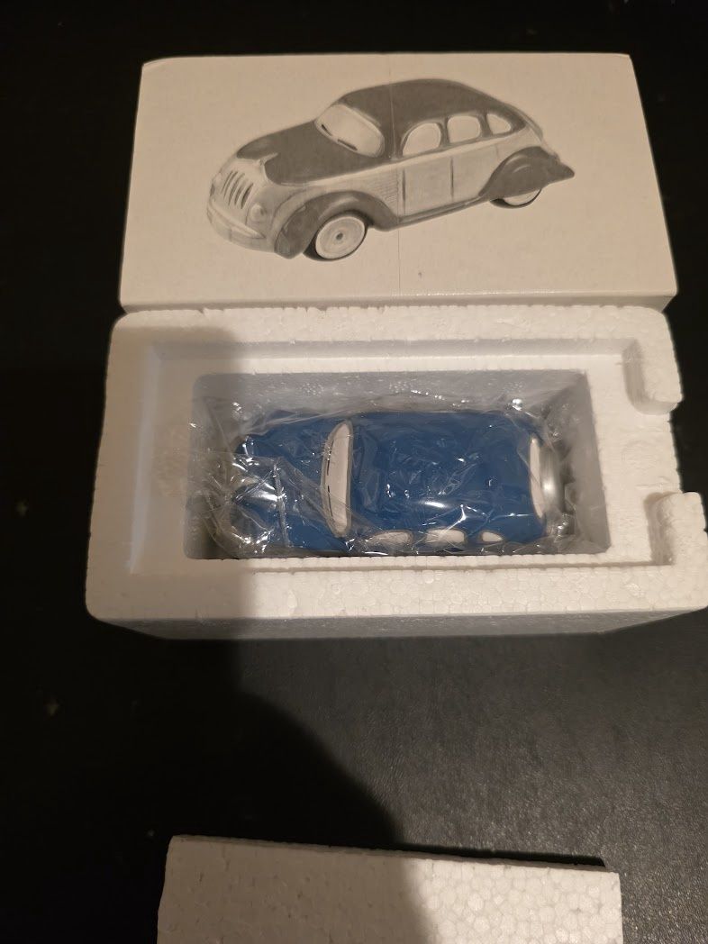 Department 56 Original Snow Village Classic Cars BLUE SEDAN #54577 Retired W/Box