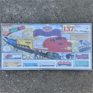 Bachmann Lightening Express King of the Rail Train Set 137 PIECE SEALED NEW