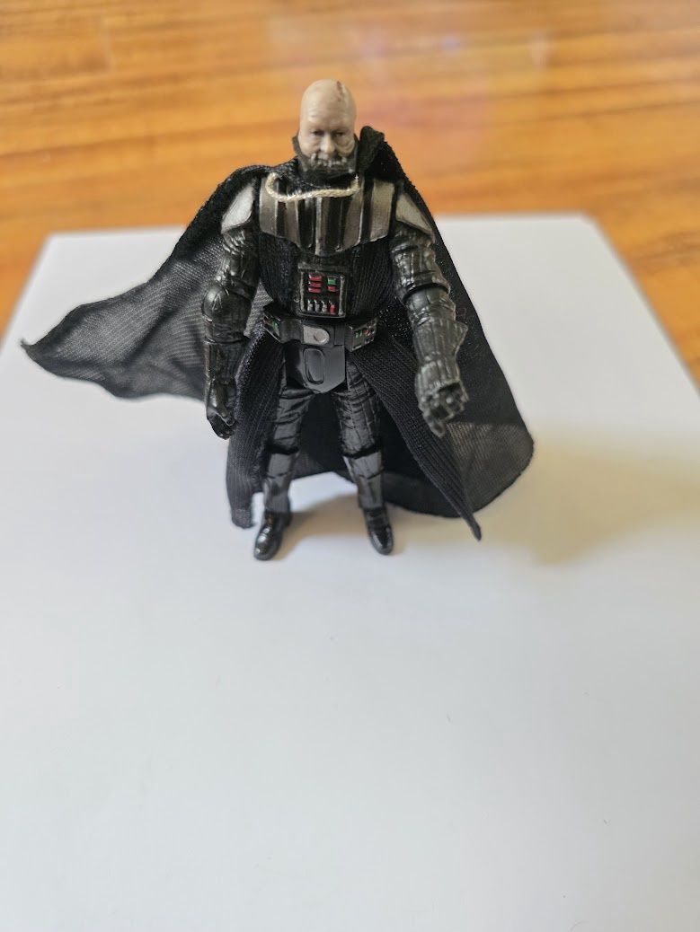 Star Wars 3.75-inch Darth Vader action figure