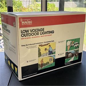 NEW IN BOX Malibu  Low Voltage Combination Flood &amp; Tier Light Set.  Set of 10