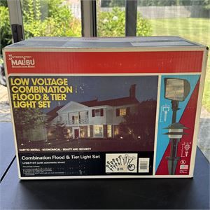 NEW IN BOX Malibu  Low Voltage Combination Flood &amp; Tier Light Set.  Set of 10