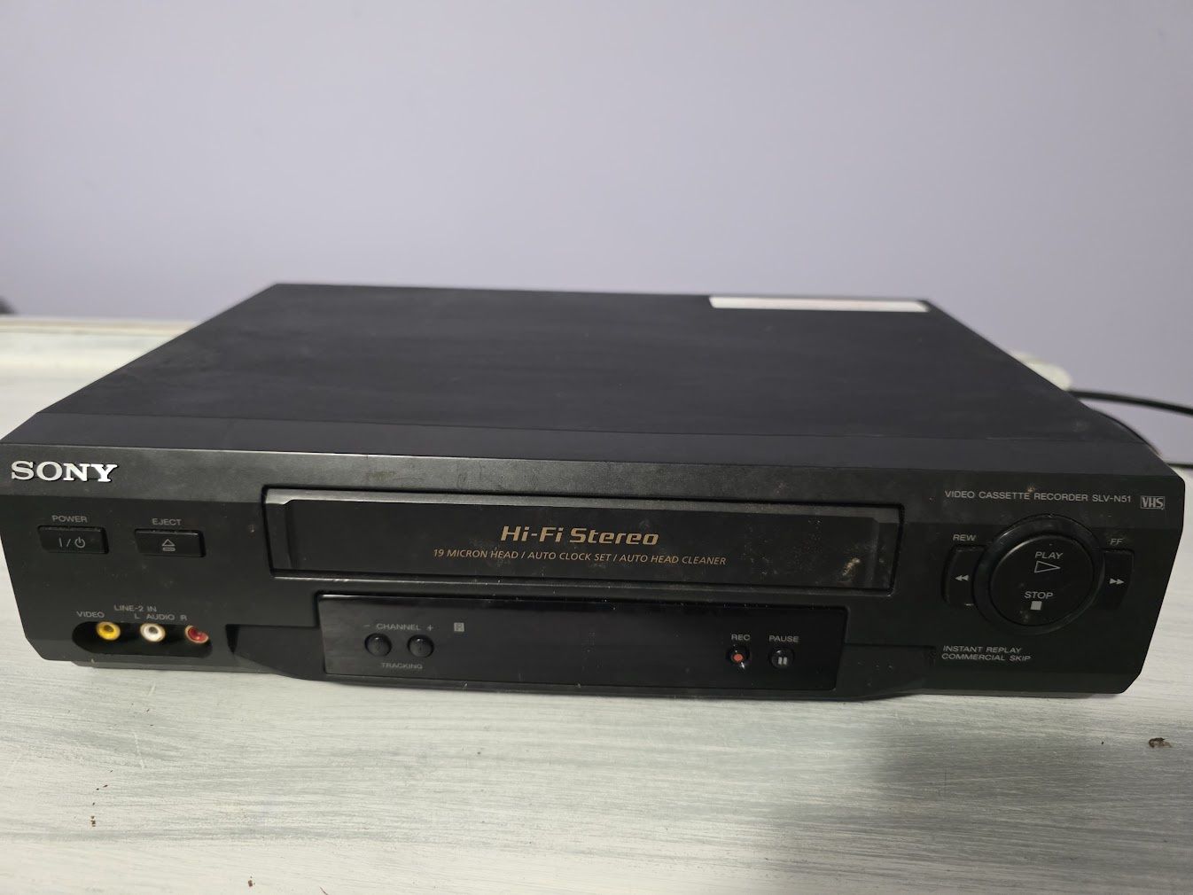 Sony SLV-N51 4-Head Hi-Fi Stereo VCR Black - No Remote